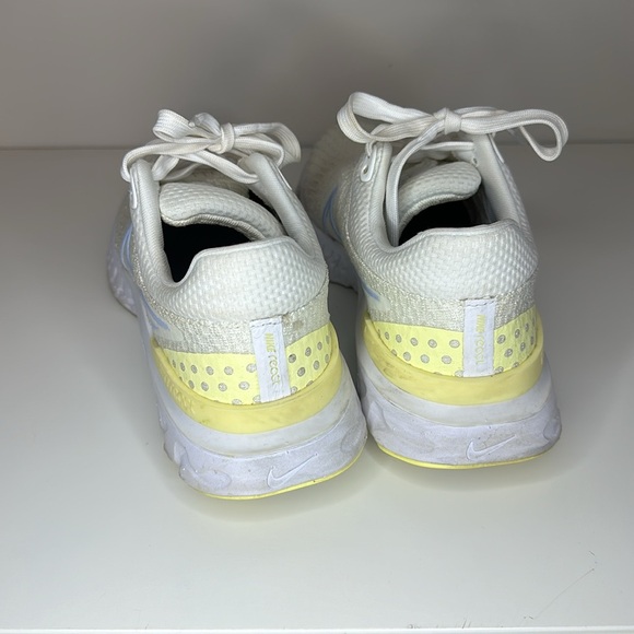 Nike Womens React Infinity Run Flyknit 3 White Violet Citron Tint Women's Size 8 - Picture 4 of 5
